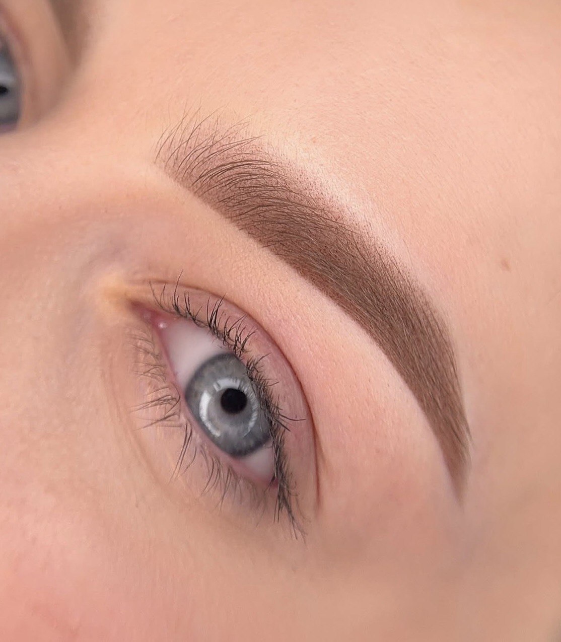 Ombre Brows